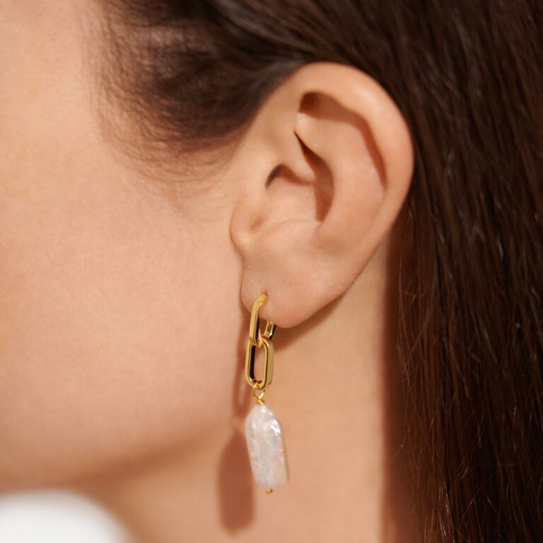 Lumi Pearl Gold Link Earrings
