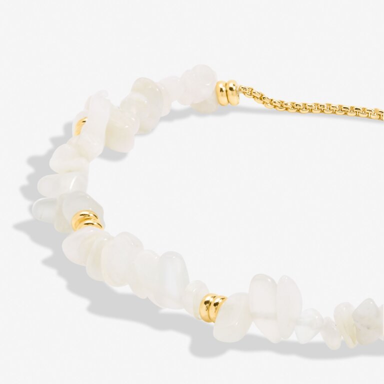 Manifestones White Jade Bracelet In Gold Plating