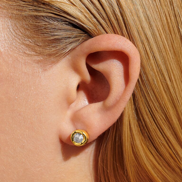 Solaria Stud Earrings In Cubic Zirconia And Gold Plating