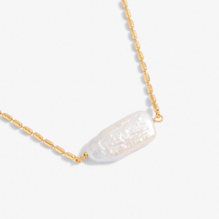 Lumi Pearl Gold Necklace