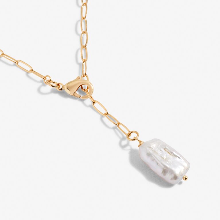 Lumi Pearl Gold Chain Necklace