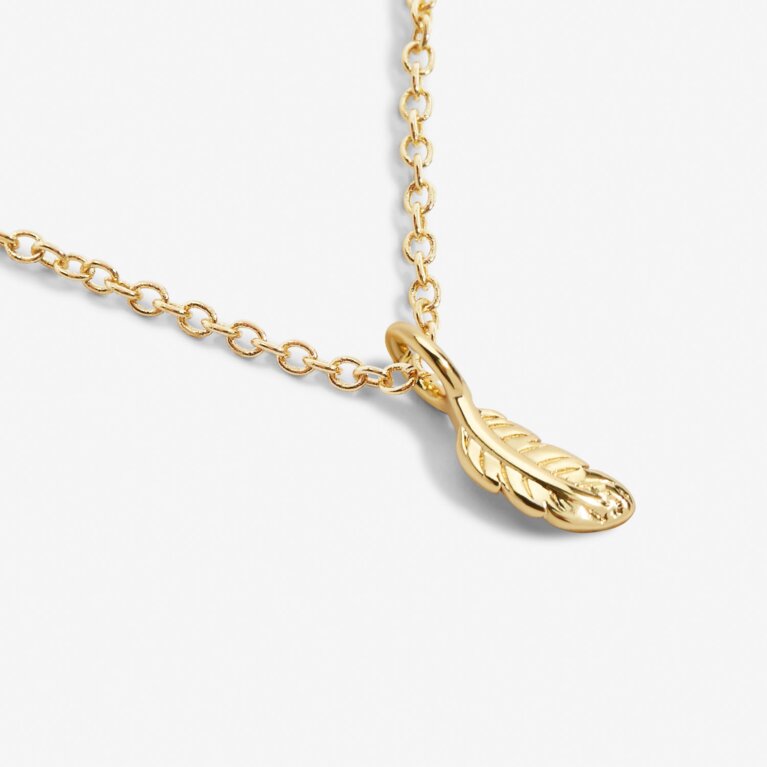 Mini Charms Feather Necklace In Gold Plating