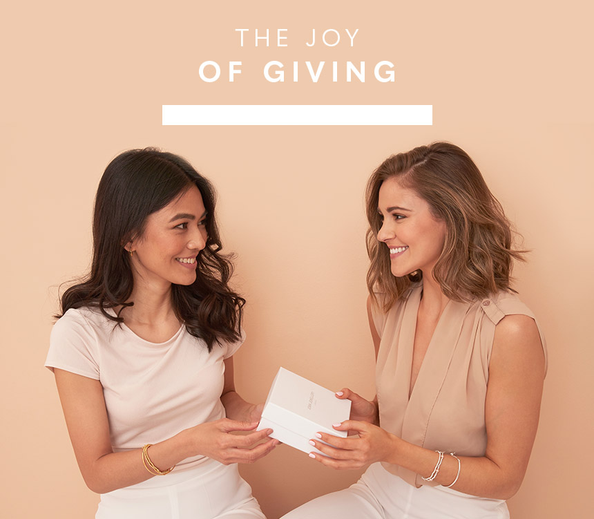The joy of giving. Occasion Gift Box collection